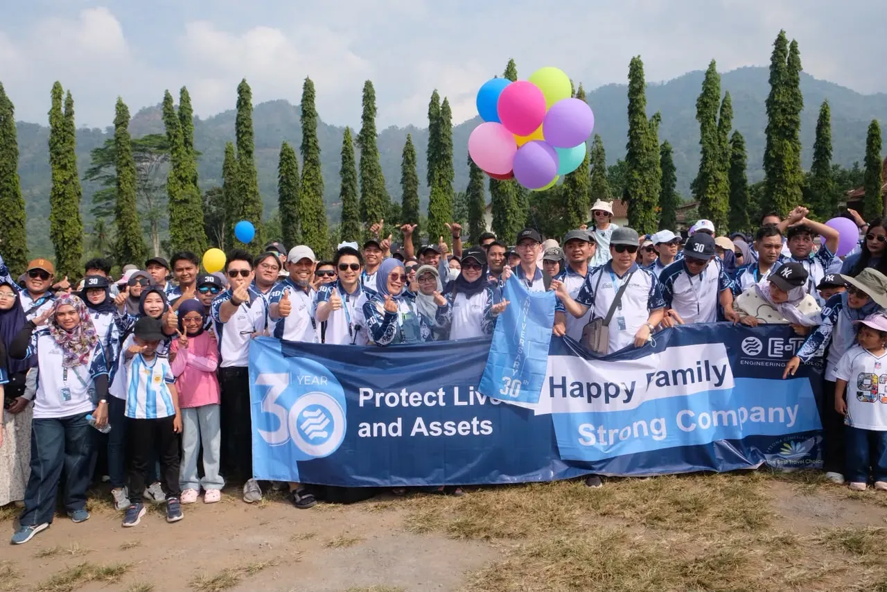 Family gathering perayaan 30 tahun E-T-A